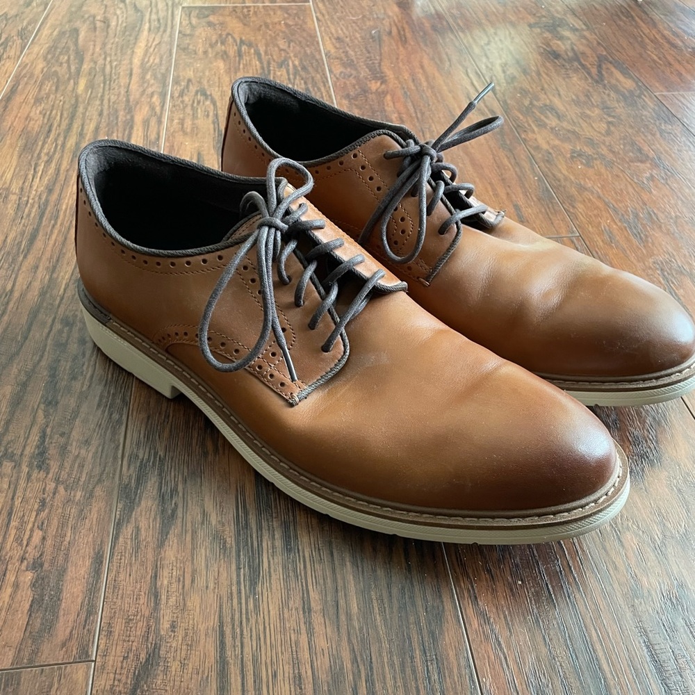 Cole Haan. Tan. Plain Toe Oxfords. 12M. Never worn.